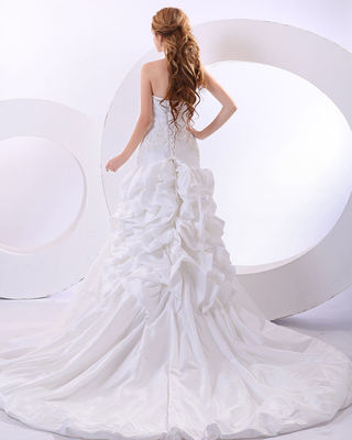 Sexy Deep V Halter Neck Wedding Dresses ruffled long tail Wedding Gowns